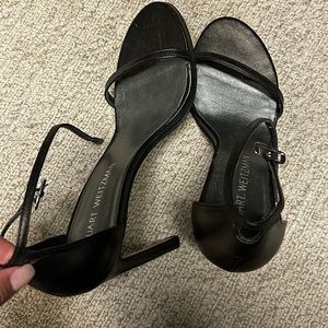 Metallic black sandals. I’m used but good condition.